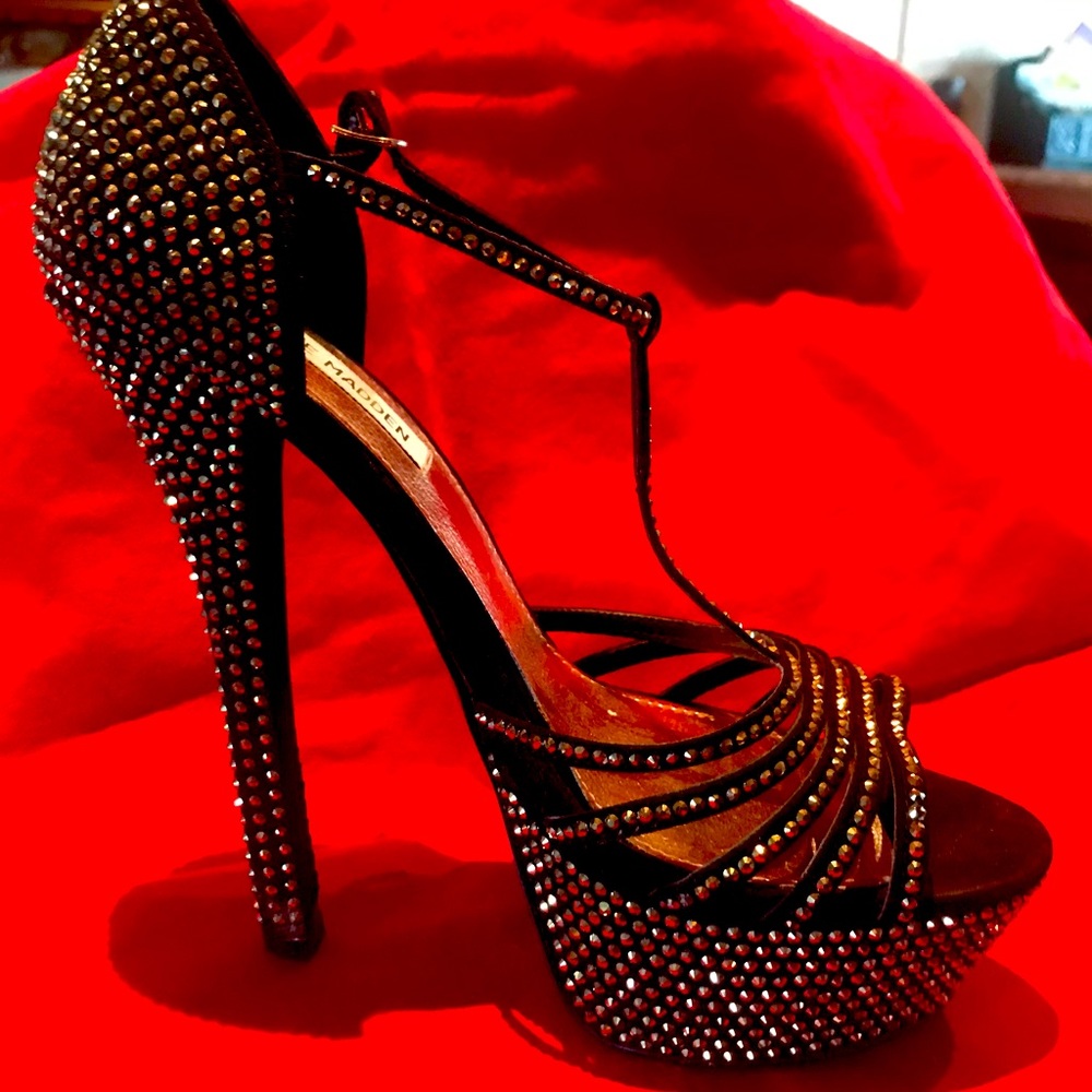 Steve Madden platform shoes